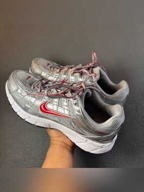Nike P-6000 (GS) Sneakers Mesh Metallic Silver Gym Red Boys Size 6.5Y